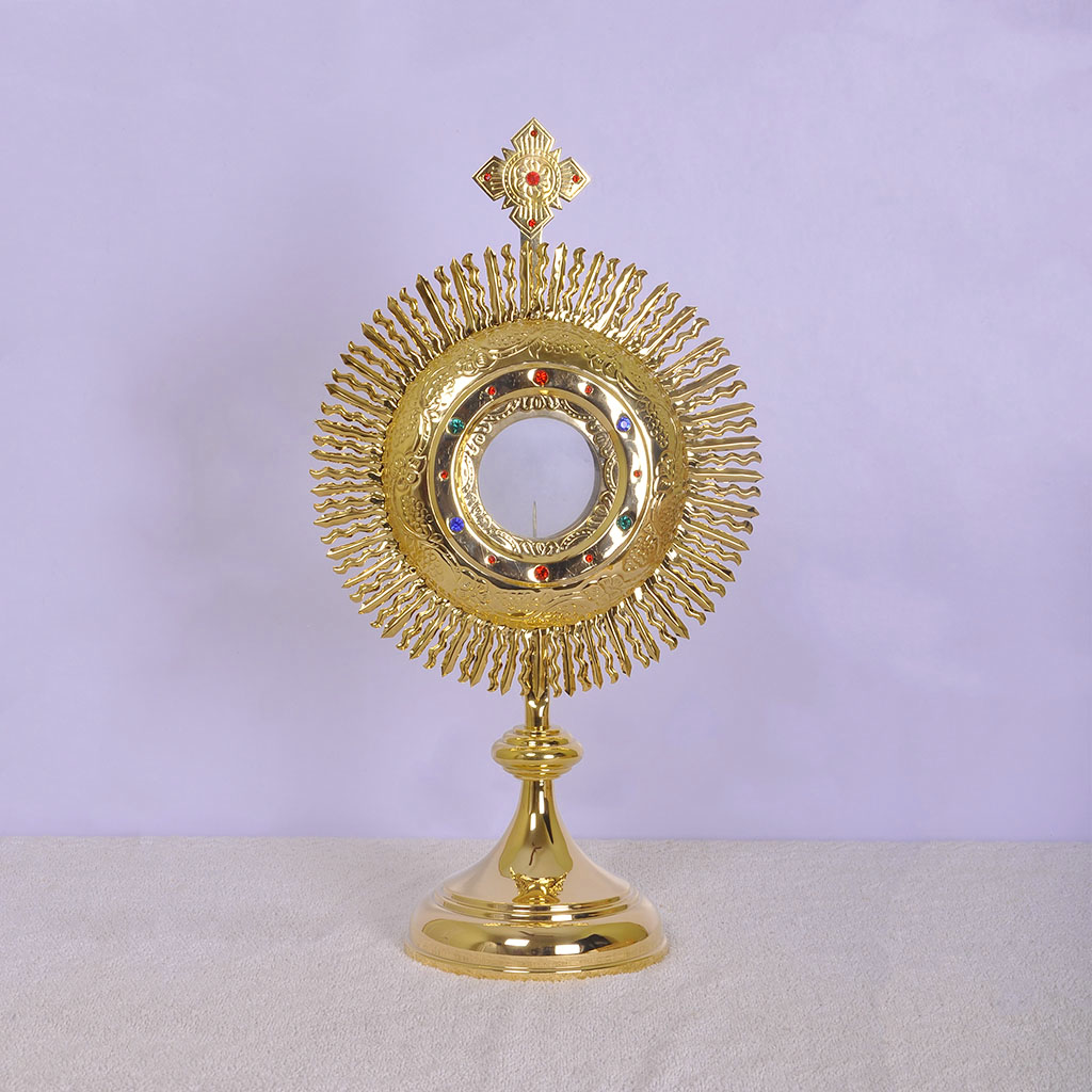Monstrance 19 inch Monstrance comes with 3 inch Luna